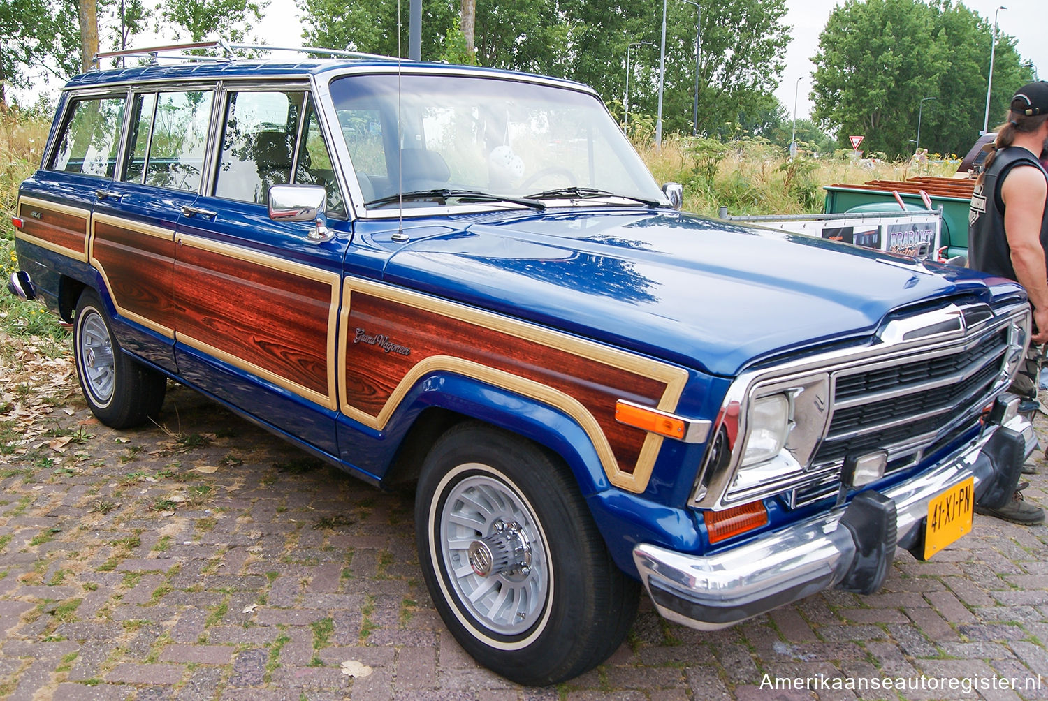 Jeep Grand Wagoneer uit 1987